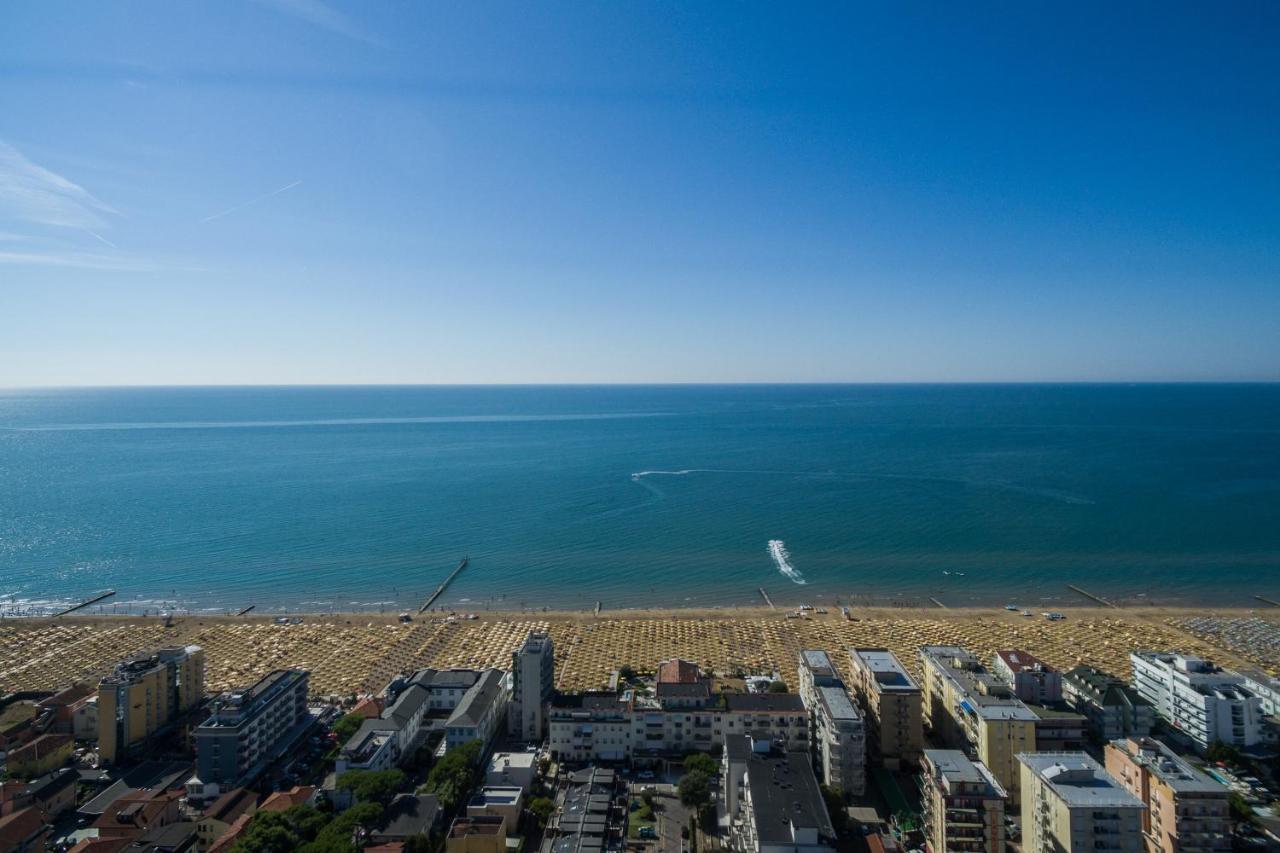 Hesperia Hotel & Residence Lido di Jesolo Buitenkant foto
