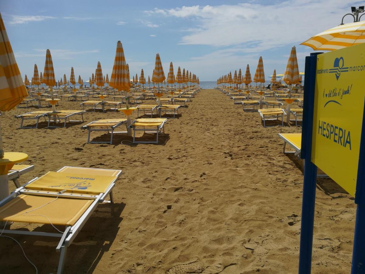 Hesperia Hotel & Residence Lido di Jesolo Buitenkant foto