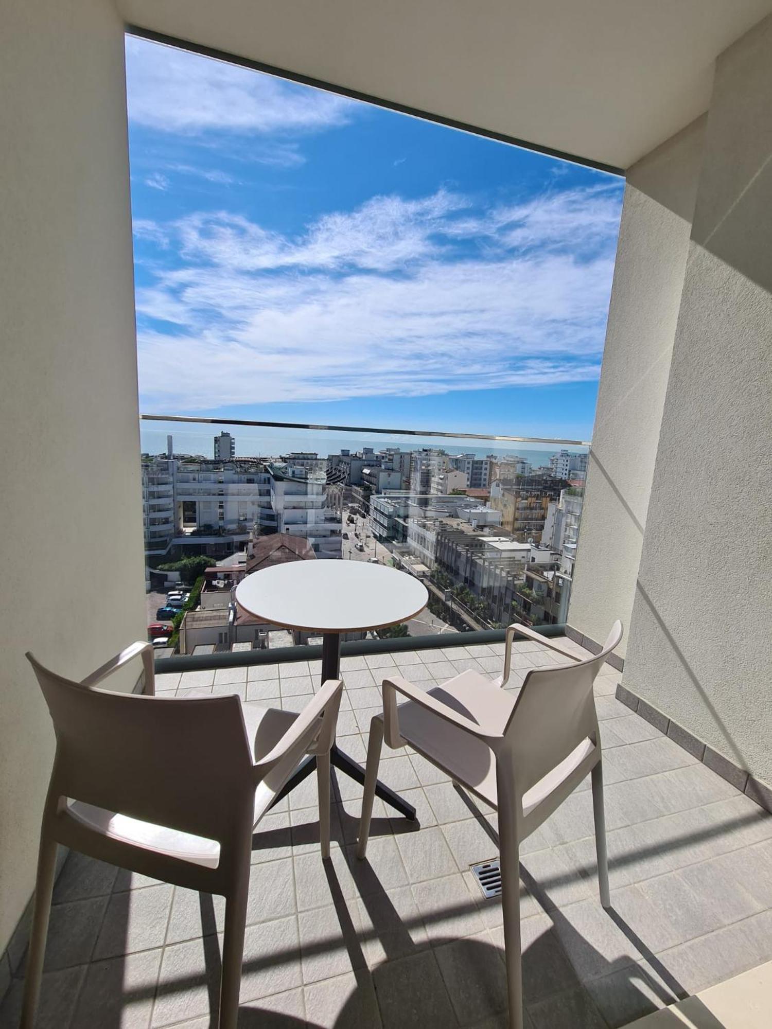 Hesperia Hotel & Residence Lido di Jesolo Buitenkant foto