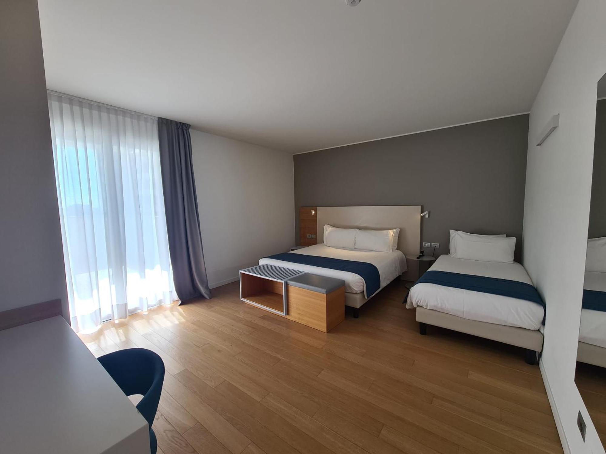 Hesperia Hotel & Residence Lido di Jesolo Kamer foto