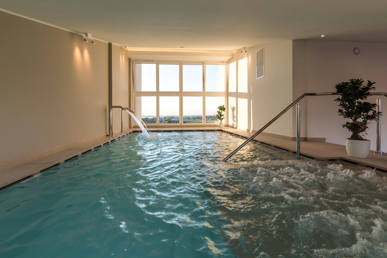 Hesperia Hotel & Residence Lido di Jesolo Buitenkant foto