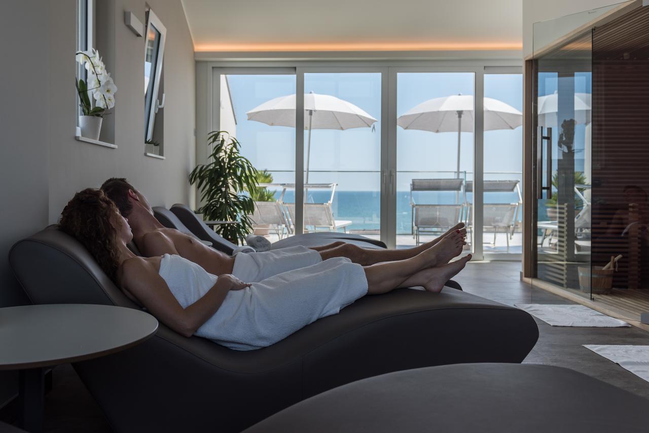 Hesperia Hotel & Residence Lido di Jesolo Buitenkant foto